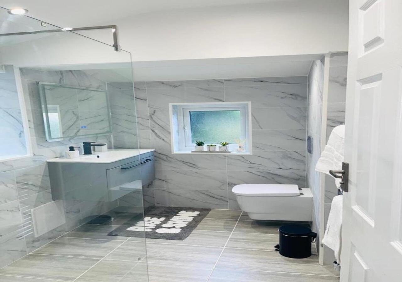 Luxury New Home Swanscombe Экстерьер фото